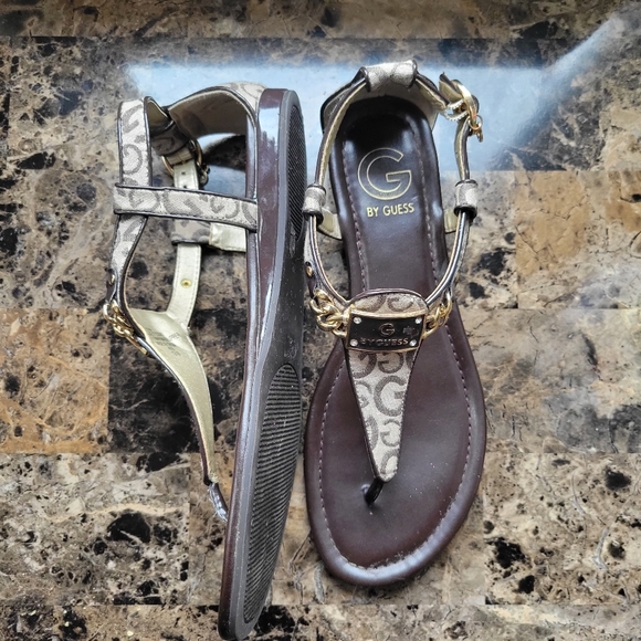 G by guess sandals - Picture 2 of 3